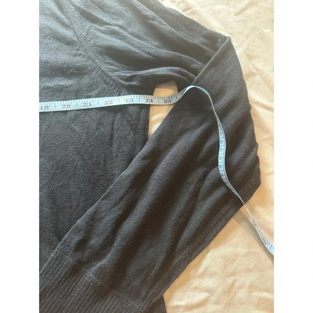 American Eagle Vintage Fit Men's V Neck Sweater Size‎ XL Navy Preppy Academia